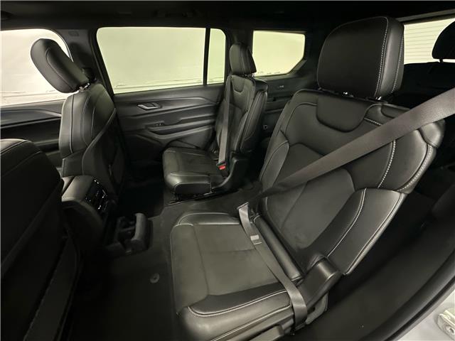 2024 Jeep Grand Cherokee L Altitude (Stk: 43562J) in Belleville - Image 8 of 28