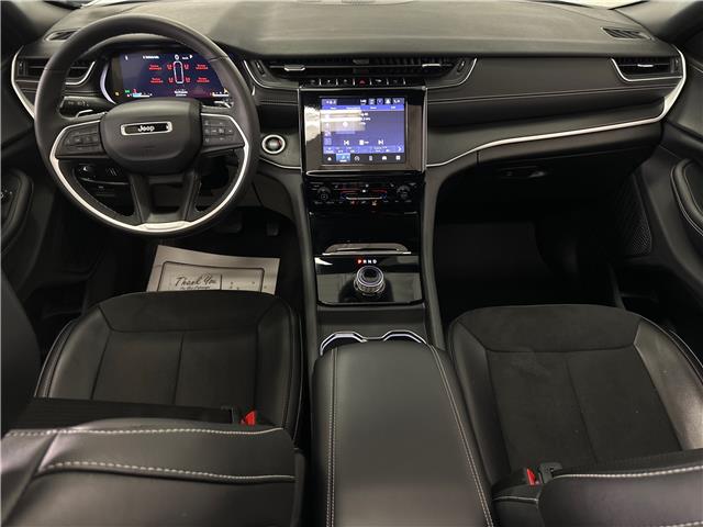 2024 Jeep Grand Cherokee L Altitude (Stk: 43562J) in Belleville - Image 11 of 28
