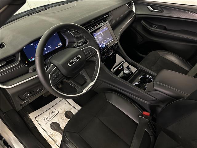 2024 Jeep Grand Cherokee L Altitude (Stk: 43562J) in Belleville - Image 14 of 28