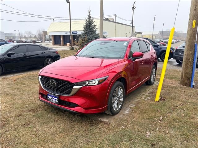 2022 Mazda CX-5 Signature (Stk: T093A) in Chatham - Image 1 of 24