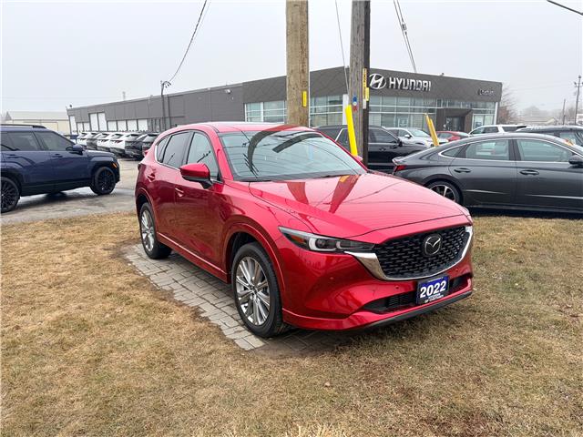 2022 Mazda CX-5 Signature (Stk: T093A) in Chatham - Image 3 of 24