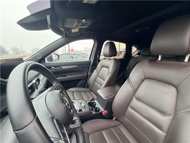 2022 Mazda CX-5 Signature (Stk: T093A) in Chatham - Image 10 of 24