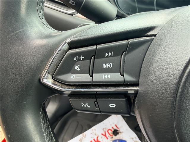 2022 Mazda CX-5 Signature (Stk: T093A) in Chatham - Image 13 of 24
