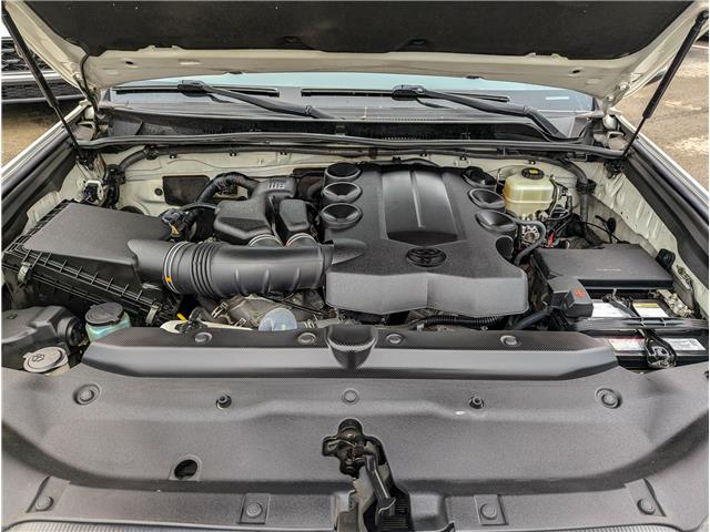 2018 Toyota 4Runner SR5 (Stk: WN26283A) in Welland - Image 3 of 29