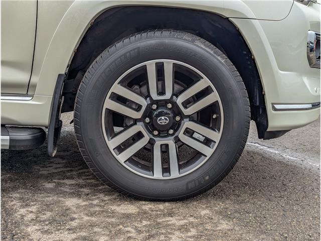 2018 Toyota 4Runner SR5 (Stk: WN26283A) in Welland - Image 5 of 29