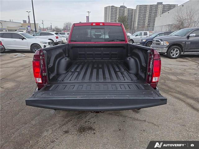 2017 RAM 1500 SLT (Stk: 979) in Kitchener - Image 11 of 24 2017 RAM 1500 SLT (Stk: 979) in Kitchener - Image 11 of 24