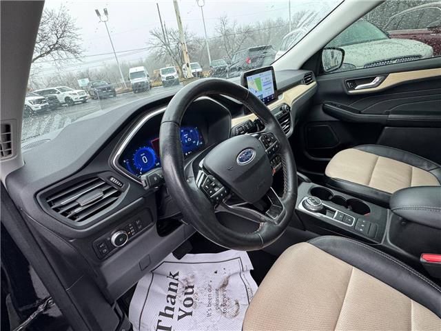 2022 Ford Escape Titanium Hybrid (Stk: TR74391) in Windsor - Image 19 of 27