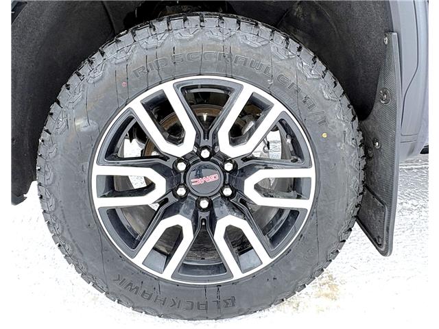2025 GMC Sierra 1500 AT4 (Stk: 26211A) in Melfort - Image 9 of 16