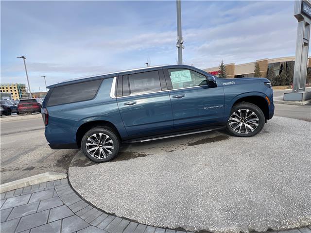2026 Chevrolet Suburban High Country (Stk: TR267921) in Calgary - Image 7 of 25 2026 Chevrolet Suburban High Country (Stk: TR267921) in Calgary - Image 7 of 25