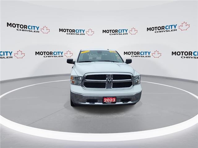 2023 RAM 1500 Classic SLT (Stk: 47181) in Windsor - Image 3 of 20