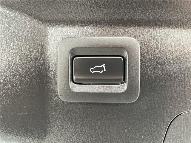 2023 Mazda CX-9 Signature (Stk: 12107716A) in Concord - Image 17 of 46