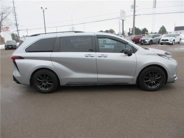 2021 Toyota Sienna XSE 7-Passenger (Stk: D6002A) in Peterborough - Image 7 of 30
