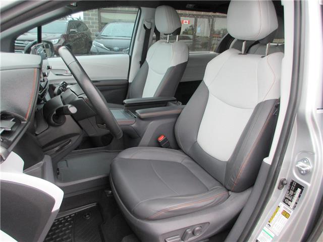 2021 Toyota Sienna XSE 7-Passenger (Stk: D6002A) in Peterborough - Image 11 of 30