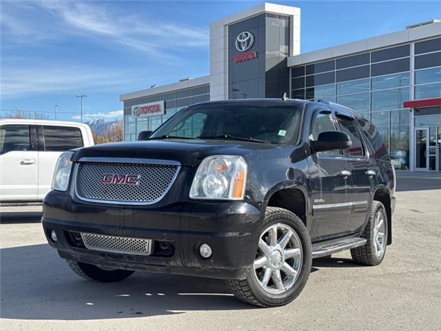 2011 GMC Yukon Denali (Stk: 5008599X) in Cranbrook - Image 1 of 21