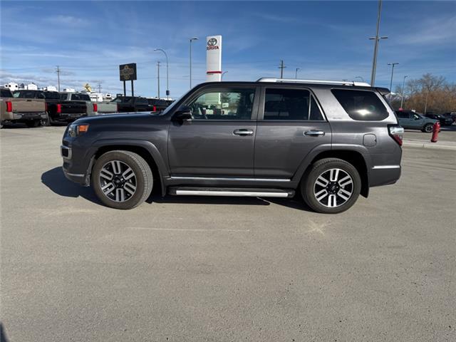 2021 Toyota 4Runner Base (Stk: S084351A) in Cranbrook - Image 2 of 22