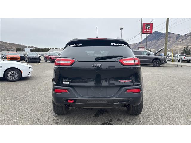 2018 Jeep Cherokee Trailhawk (Stk: TT080A) in Kamloops - Image 7 of 30