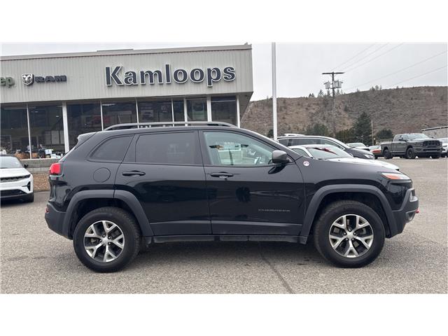2018 Jeep Cherokee Trailhawk (Stk: TT080A) in Kamloops - Image 9 of 30