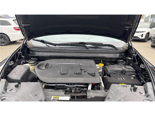 2018 Jeep Cherokee Trailhawk (Stk: TT080A) in Kamloops - Image 18 of 30