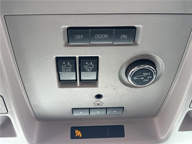 2019 GMC Yukon Denali (Stk: U4069) in St. Catharines - Image 16 of 18 2019 GMC Yukon Denali (Stk: U4069) in St. Catharines - Image 16 of 18