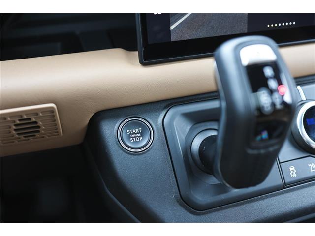 2025 Land Rover Defender P300 S (Stk: PL73918) in London - Image 30 of 48