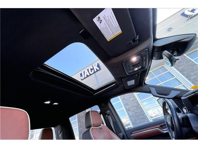 2024 GMC Sierra 3500HD Denali Ultimate (Stk: 12194U) in Calgary - Image 17 of 35