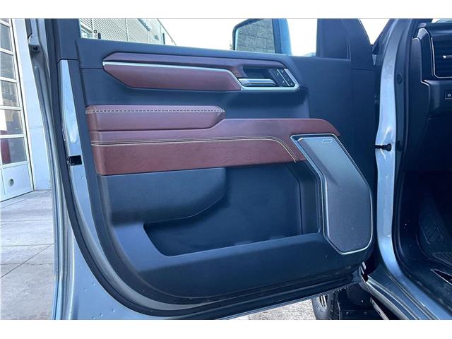 2024 GMC Sierra 3500HD Denali Ultimate (Stk: 12194U) in Calgary - Image 18 of 35