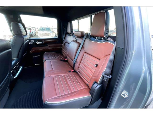 2024 GMC Sierra 3500HD Denali Ultimate (Stk: 12194U) in Calgary - Image 27 of 35