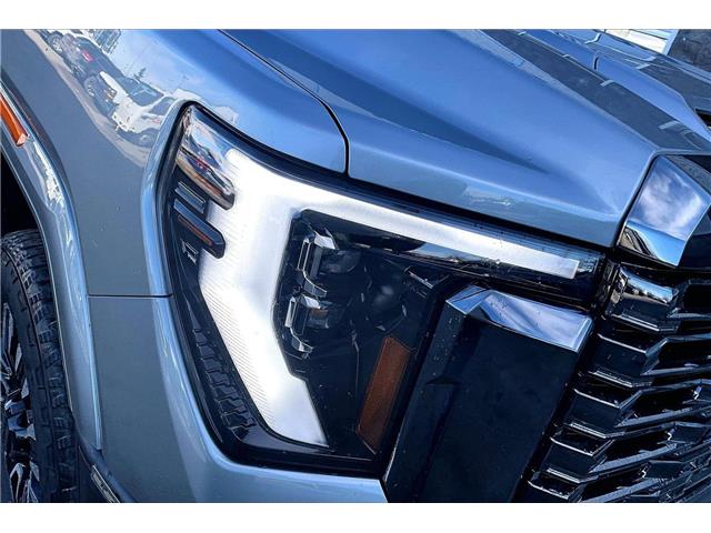2024 GMC Sierra 3500HD Denali Ultimate (Stk: 12194U) in Calgary - Image 31 of 35