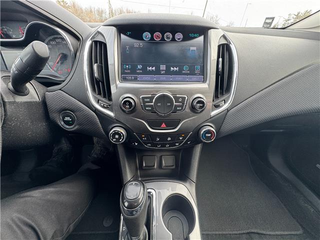 2018 Chevrolet Cruze LT Auto (Stk: 26-029-1) in Pembroke - Image 13 of 15