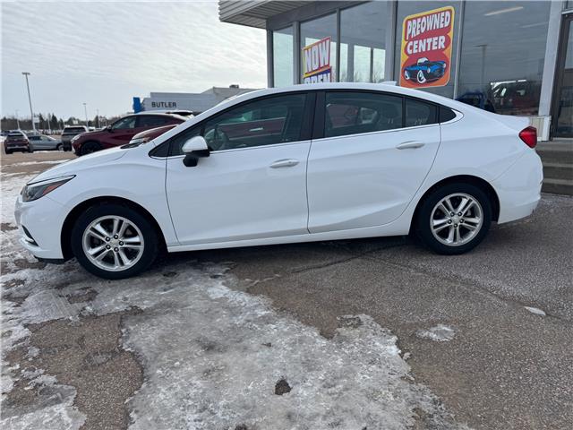 2018 Chevrolet Cruze LT Auto (Stk: 26-029-1) in Pembroke - Image 2 of 15