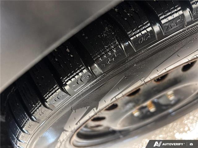 2018 Toyota C-HR XLE (Stk: 165503) in London - Image 8 of 26