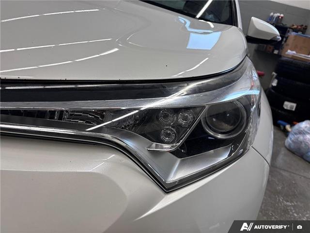 2018 Toyota C-HR XLE (Stk: 165503) in London - Image 9 of 26