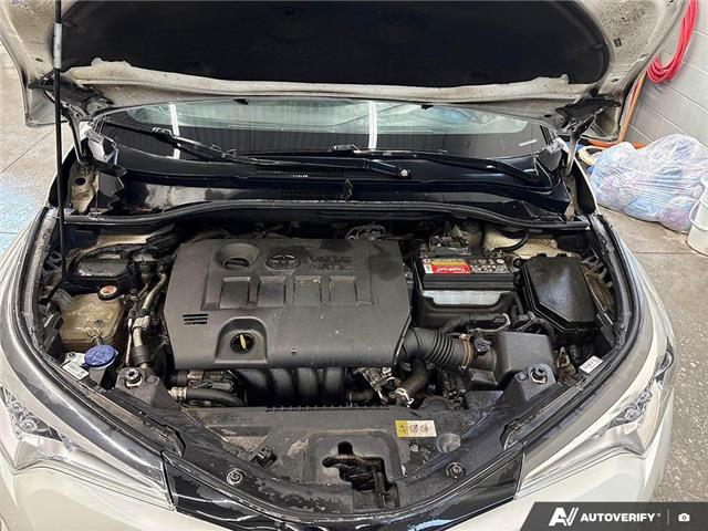 2018 Toyota C-HR XLE (Stk: 165503) in London - Image 11 of 26