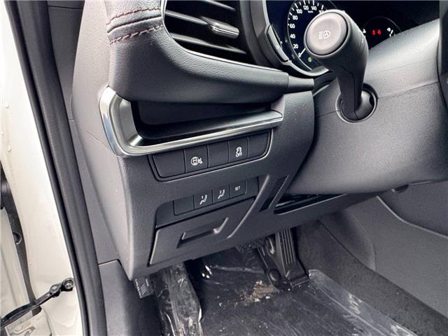 2025 Mazda Mazda3 Sport GS (Stk: M388504) in Windsor - Image 16 of 26