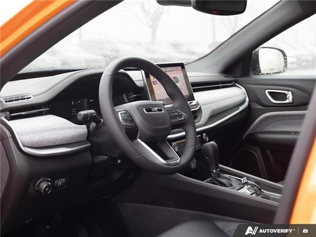 2026 Jeep Compass North (Stk: T3012) in Hamilton - Image 14 of 30