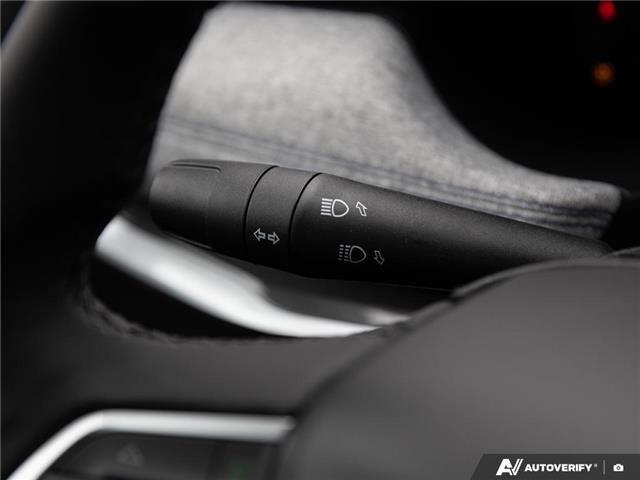 2026 Jeep Compass North (Stk: T3012) in Hamilton - Image 18 of 30