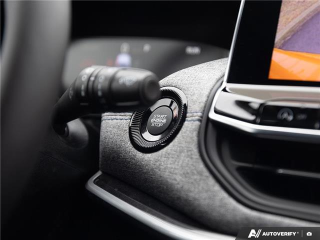 2026 Jeep Compass North (Stk: T3012) in Hamilton - Image 20 of 30