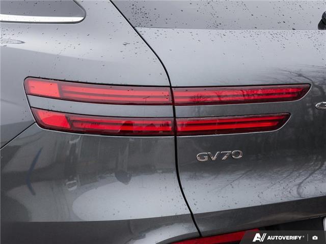 2023 Genesis GV70 2.5T Advanced (Stk: 53958A) in London - Image 11 of 27