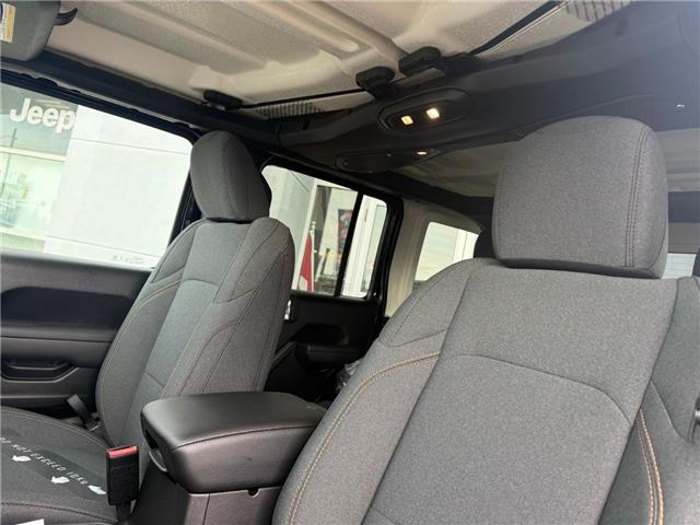 2026 Jeep Wrangler Sport (Stk: W23239) in Newmarket - Image 7 of 10