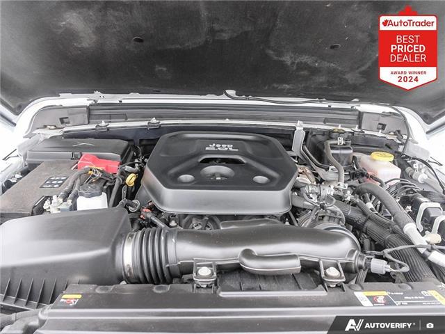 2023 Jeep Wrangler Sahara (Stk: U3368) in Hamilton - Image 10 of 30