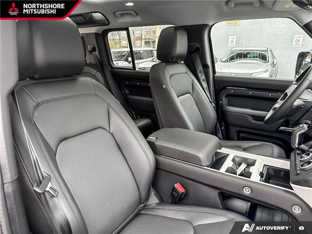 2025 Land Rover Defender P300 S (Stk: 462594) in North Vancouver - Image 21 of 24