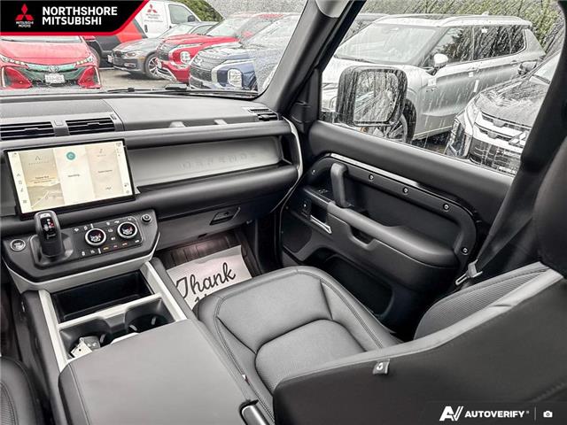 2025 Land Rover Defender P300 S (Stk: 462594) in North Vancouver - Image 24 of 24