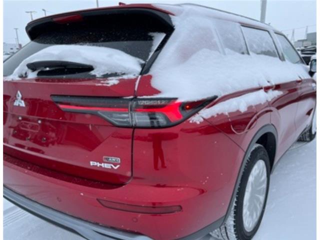 2026 Mitsubishi Outlander PHEV SE (Stk: WM26013) in Brandon - Image 7 of 19