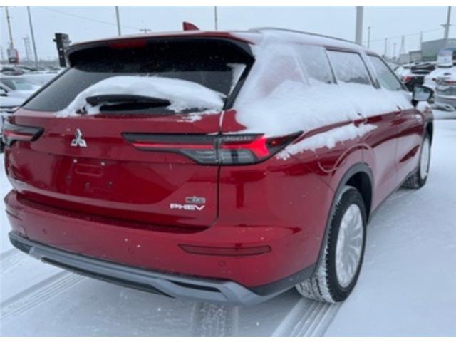 2026 Mitsubishi Outlander PHEV SE (Stk: WM26013) in Brandon - Image 11 of 19