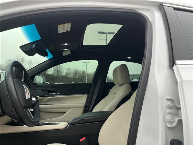 2023 Cadillac CT4 Premium Luxury (Stk: 174531) in London - Image 6 of 9