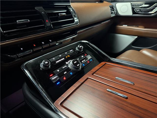 2022 Lincoln Navigator Reserve (Stk: A9205) in Saint-Eustache - Image 32 of 37
