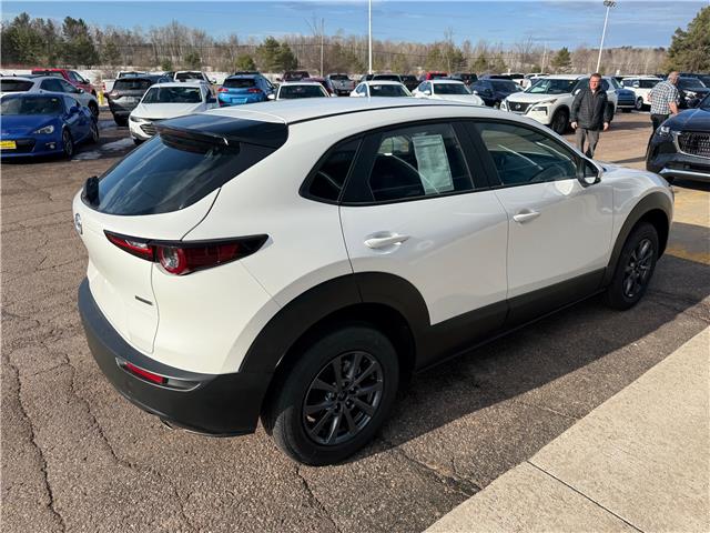 2026 Mazda CX-30 GX (Stk: 226-13) in Pembroke - Image 5 of 9