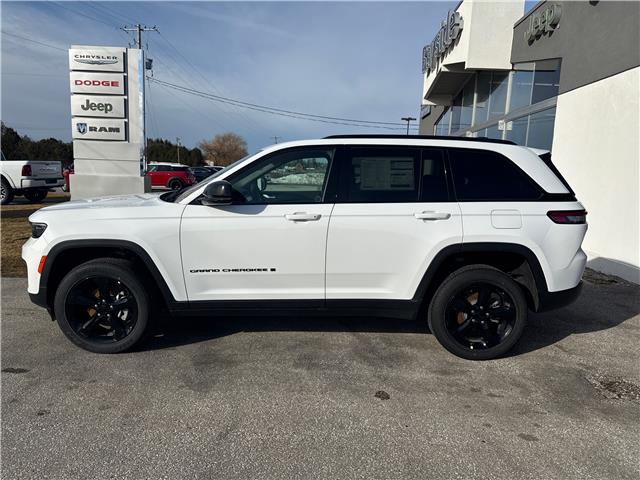 2025 Jeep Grand Cherokee Laredo (Stk: 25054) in Meaford - Image 8 of 13