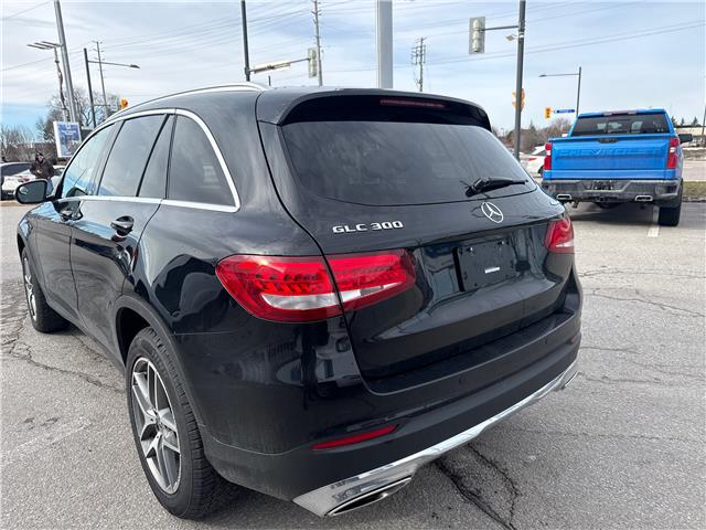 2017 Mercedes-Benz GLC 300 Base (Stk: P2060B) in Newmarket - Image 7 of 27