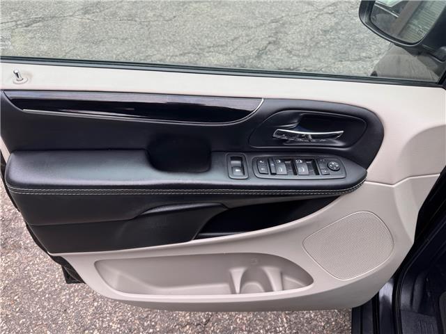 2015 Dodge Grand Caravan SE/SXT (Stk: 2602054) in Waterloo - Image 9 of 24